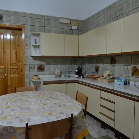 בית נופש Dimora Carmine *