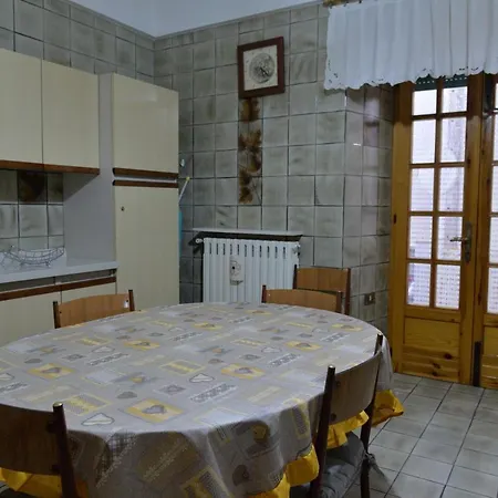 Dimora Carmine * אלברובלו