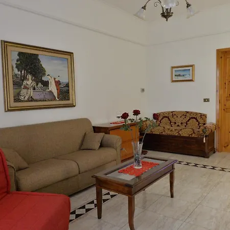 Dimora Carmine אלברובלו